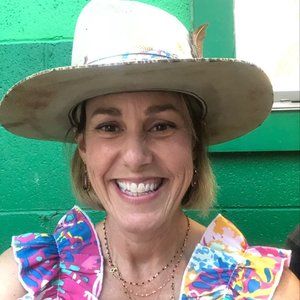 Meet your Posher, Alexandra